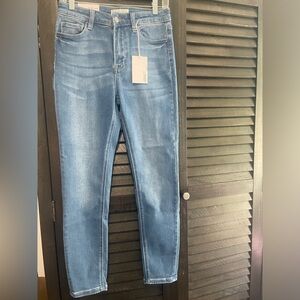 NWT Vervet High Rise Skinny Jeans Size 28